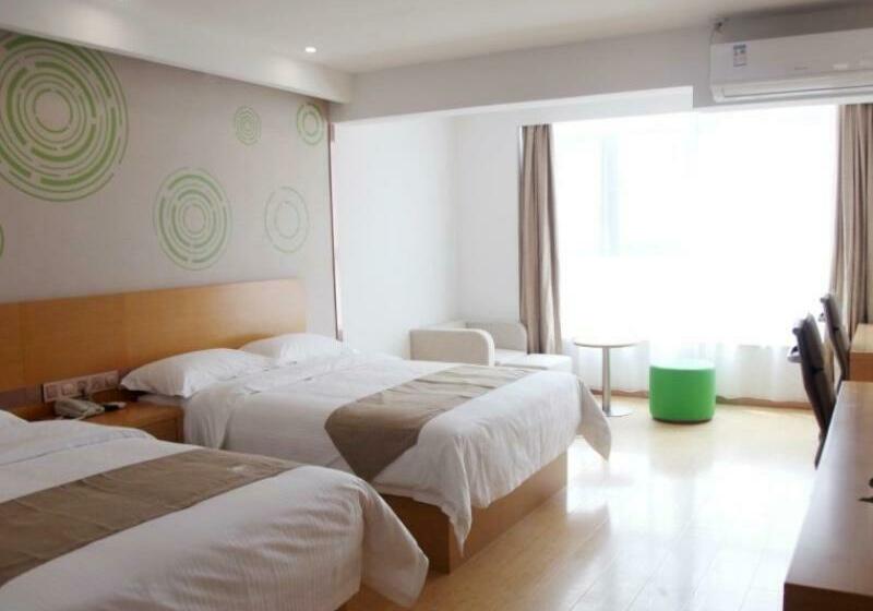 酒店 Greentree Inn Jinan Licheng District Fenghuang Road High Speed Railway East Station Express