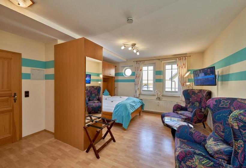 בית מלון כפרי Gästehaus Schmitt Und Tacheles Landrestaurant