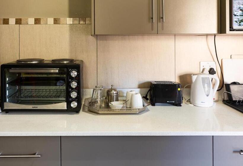 호텔 Kathu Gamagara Lodge