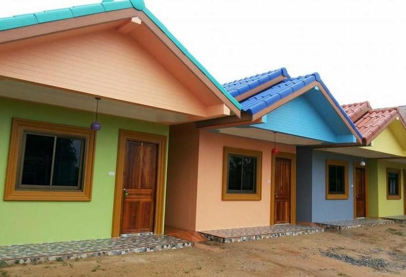 ホテル Oyo 1092 Sea Of Love