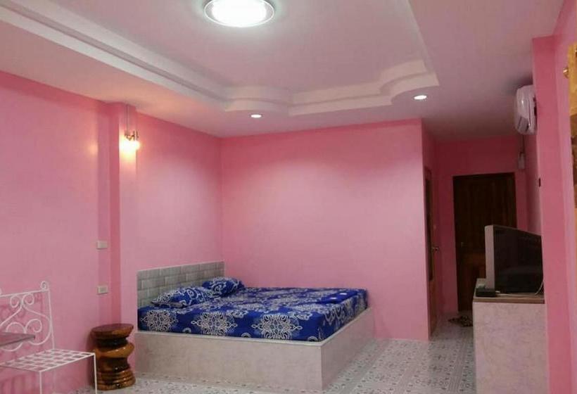 ホテル Oyo 1092 Sea Of Love