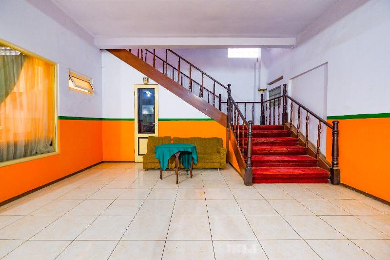 Hotel Oyo 2855 Sartika  Pati