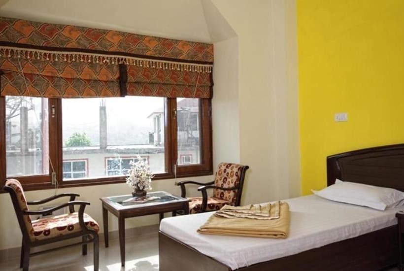 בית מלון כפרי Polo Regency