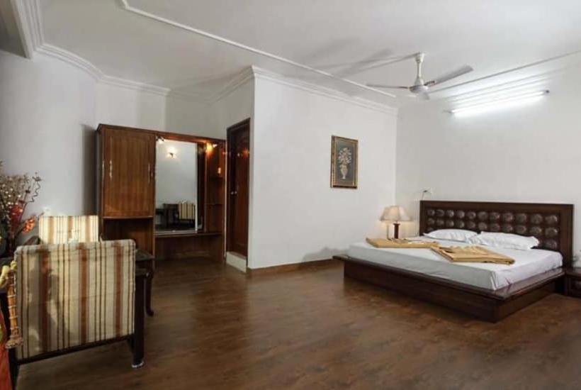 בית מלון כפרי Polo Regency