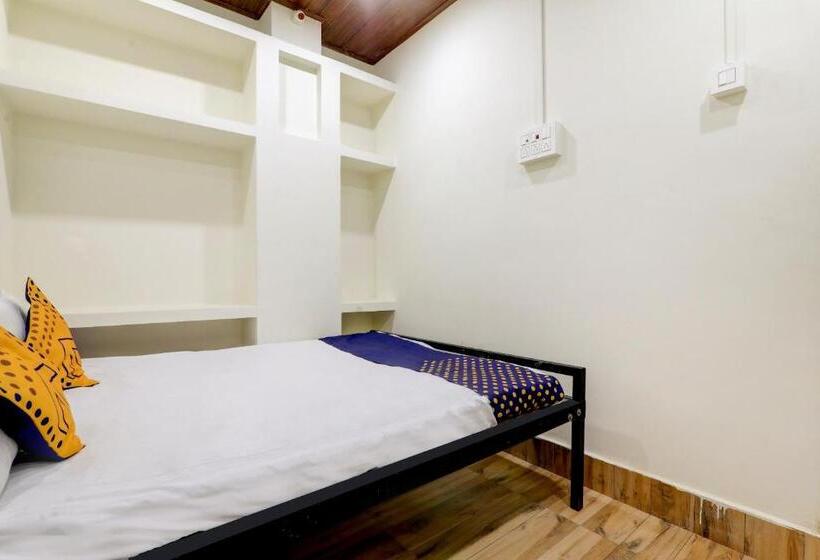 ホテル Spot On Nandish Lodge