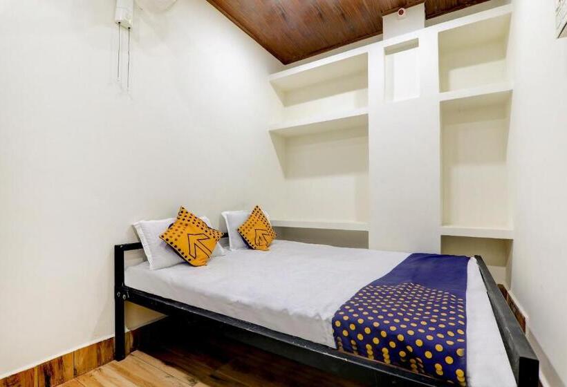 ホテル Spot On Nandish Lodge