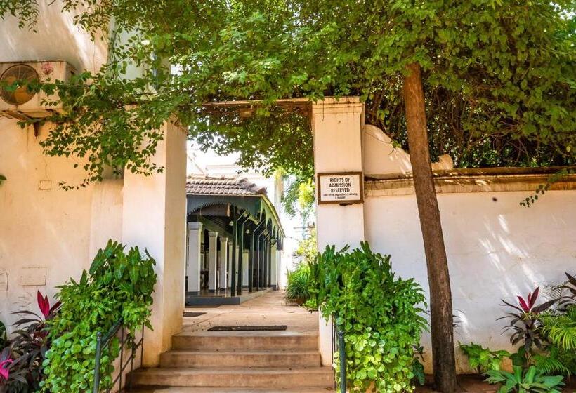 Hotel The Bangala Chettinad