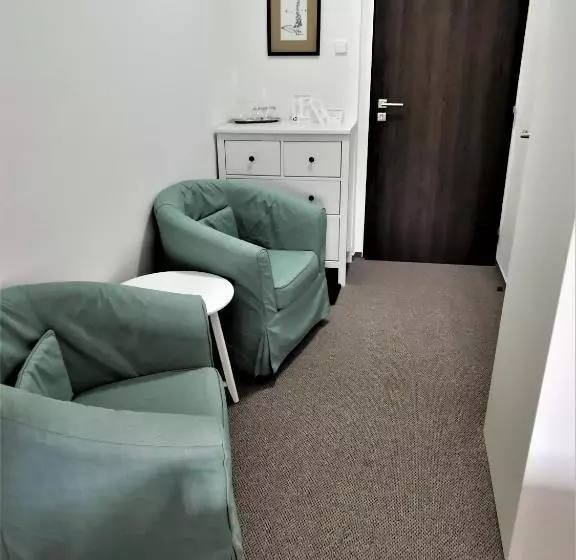 Hotelli švýcarský Dům