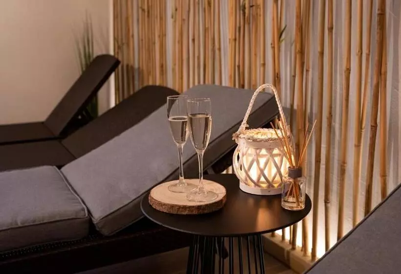 Hotelli švýcarský Dům