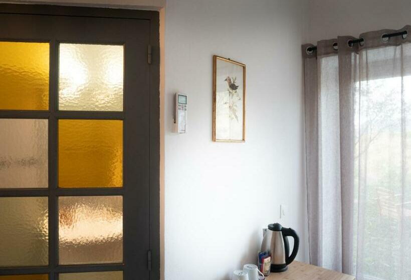 膳宿费 Mulinu Biancu