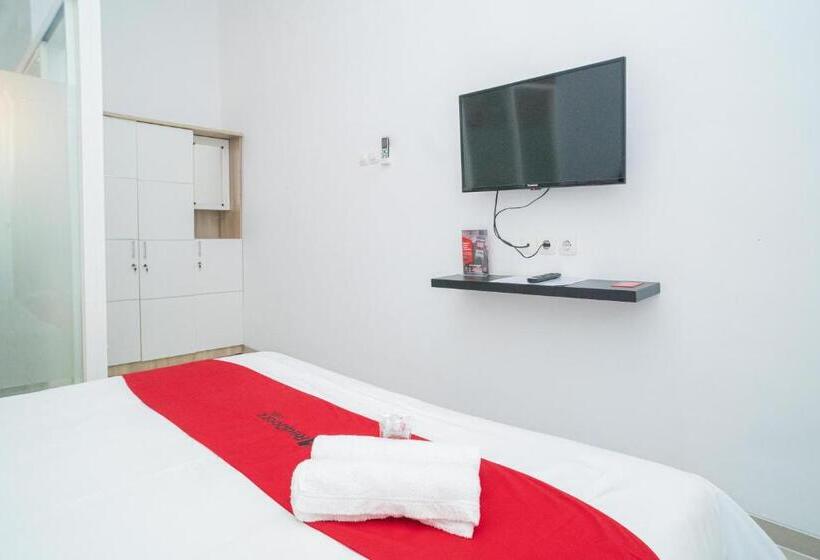 Pension Reddoorz Syariah At Winong Nganjuk