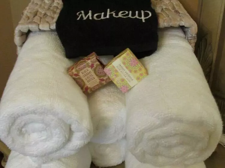 Whole Hearts Bed And Breakfast