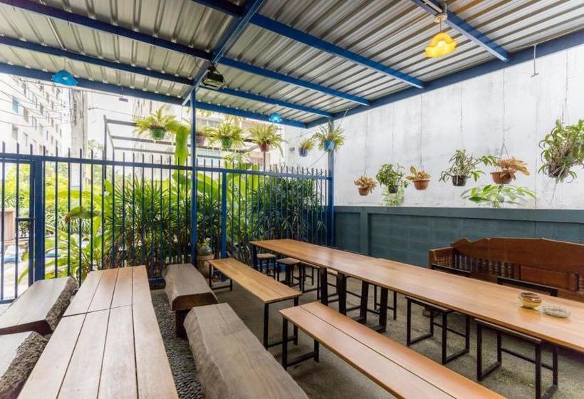 호스텔 The Blue Place Dmk