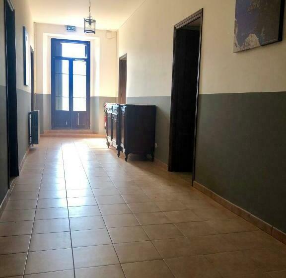 فندق صغير U Castellu