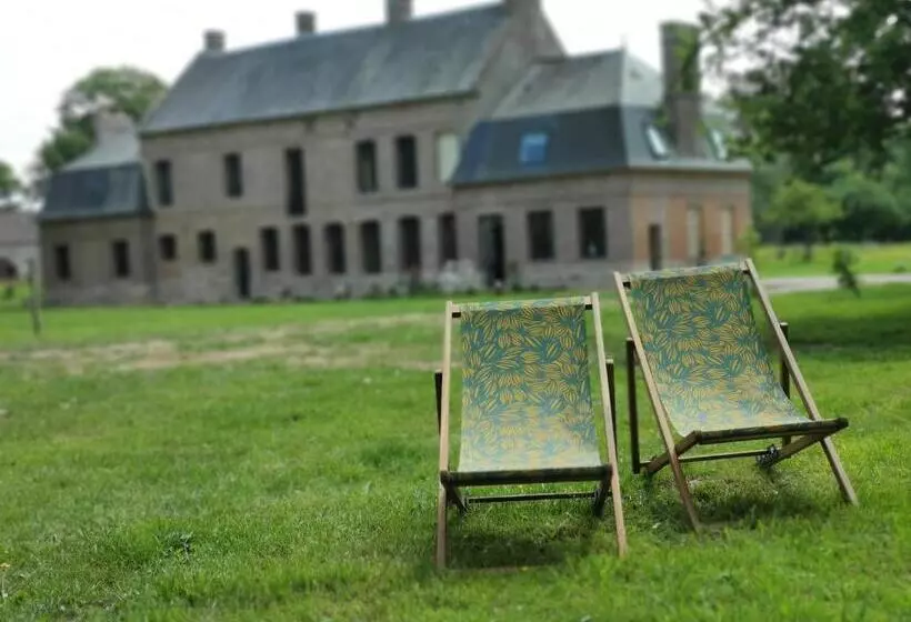 Aamiaismajoitus (B&B) Manoir Des Carreaux Chambres D'hôtes