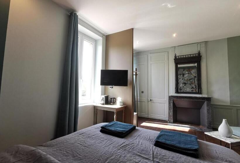 Bed and Breakfast Manoir Des Carreaux Chambres D'hôtes