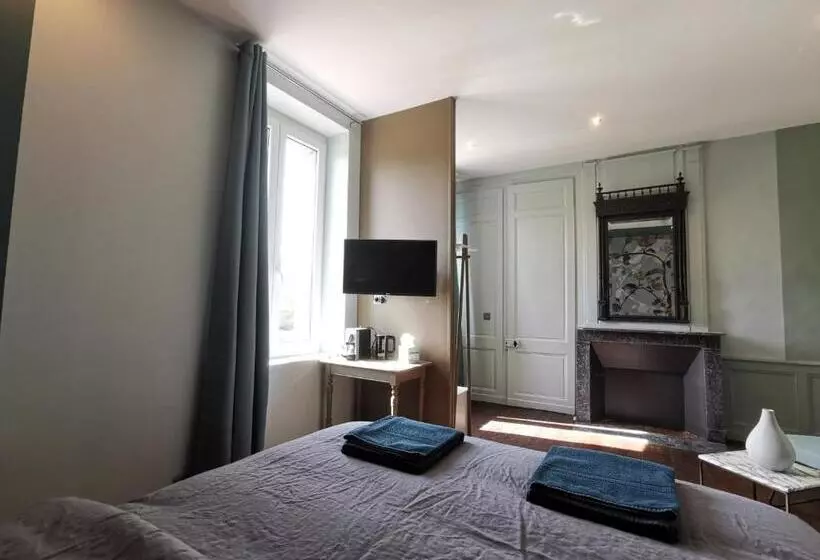 Aamiaismajoitus (B&B) Manoir Des Carreaux Chambres D'hôtes