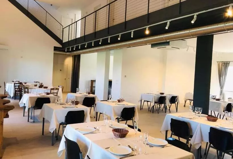 Hotelli Agriturismo Bacchanalis