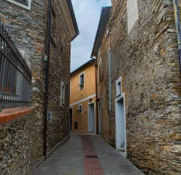 ホテル Agriturismo De Ferrari