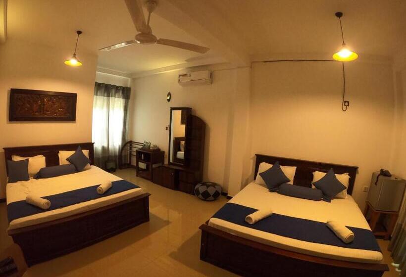 ホテル Mount Seven Holiday Inn