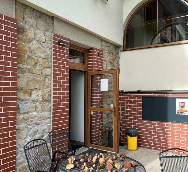 פנסיון Bezručova škola