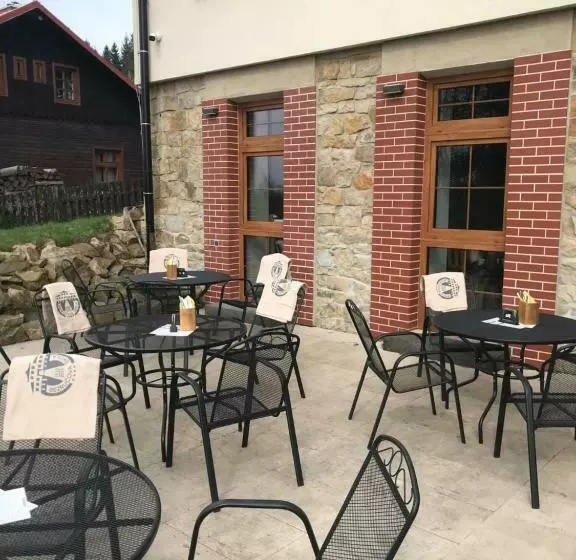 Majatalo Bezručova škola