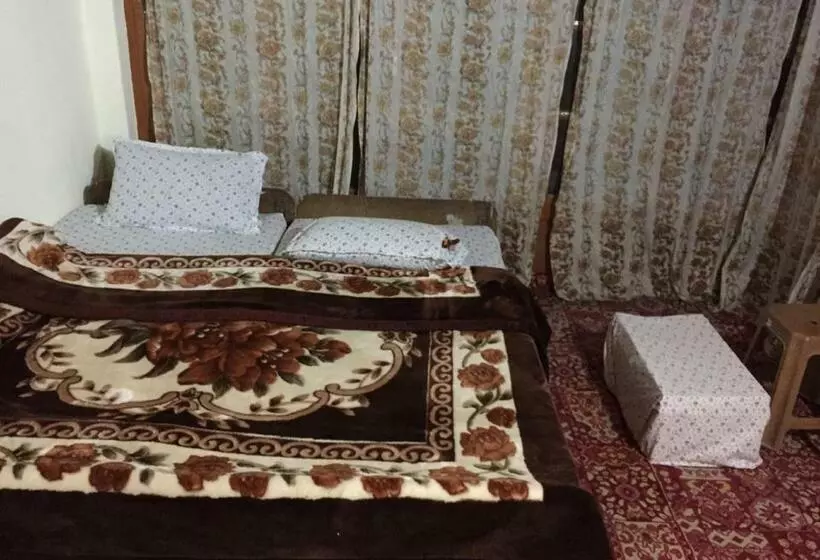 Majatalo Crean Guest House Karzok, Tsomoriri