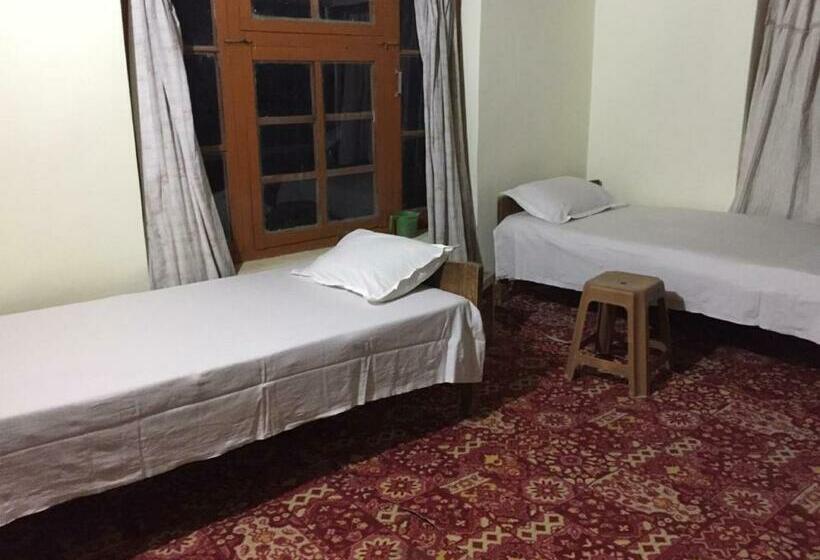 Pensjonat Crean Guest House Karzok, Tsomoriri