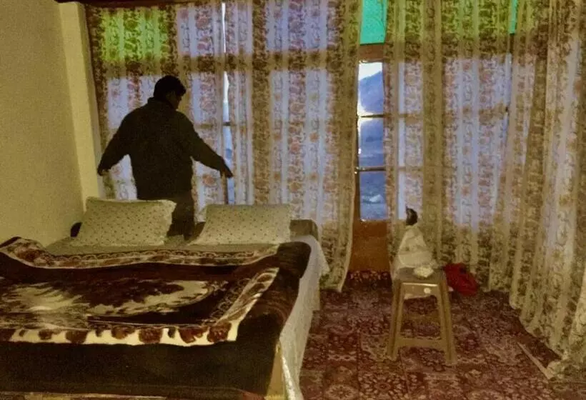 Majatalo Crean Guest House Karzok, Tsomoriri
