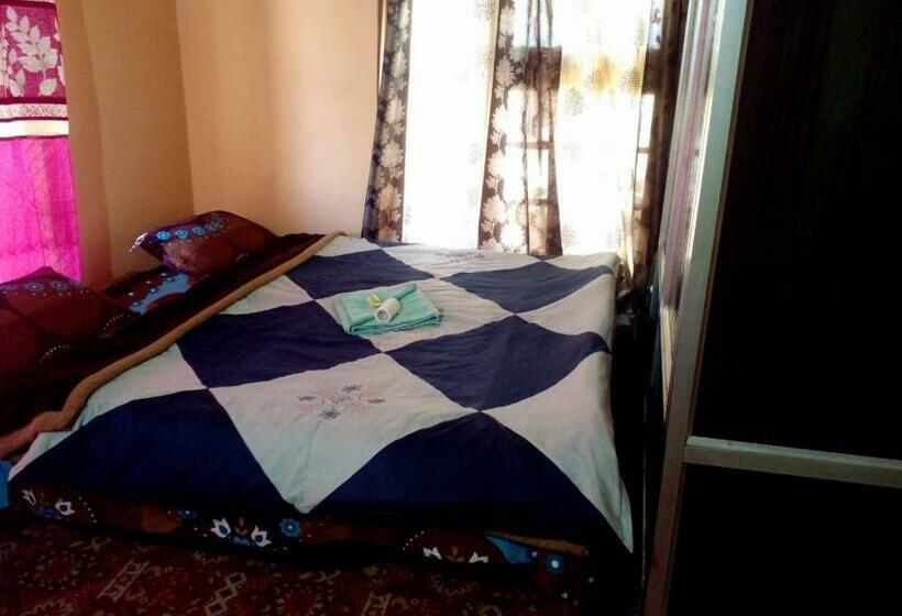 Pensjonat Crean Guest House Karzok, Tsomoriri