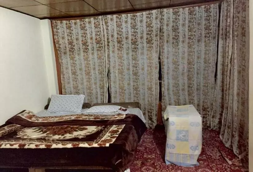 Majatalo Crean Guest House Karzok, Tsomoriri