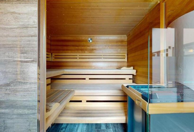 פנסיון Fba Village