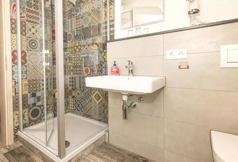 Majatalo Fba Village