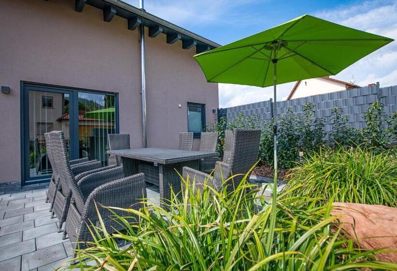 פנסיון Fba Village