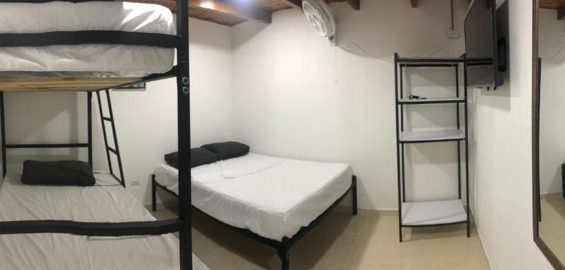 펜션 Kava Casa Hostal