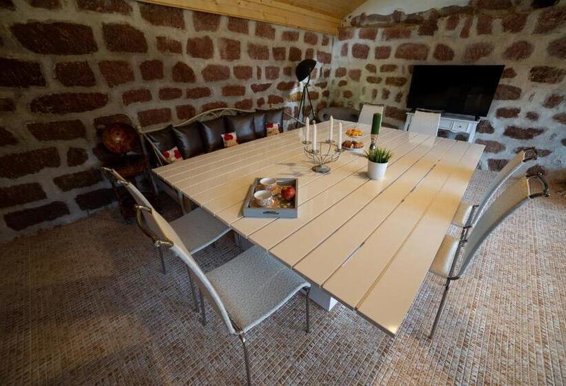 پانسیون Villa Garden