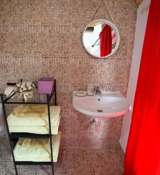 Majatalo Villa Garden