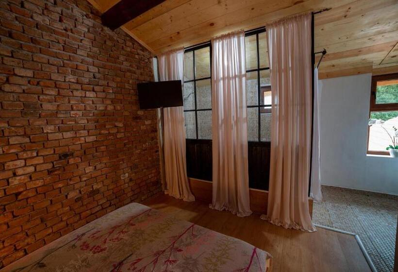 پانسیون Villa Garden