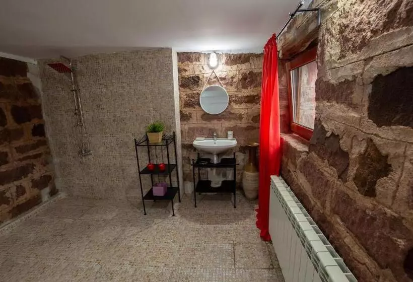 Majatalo Villa Garden