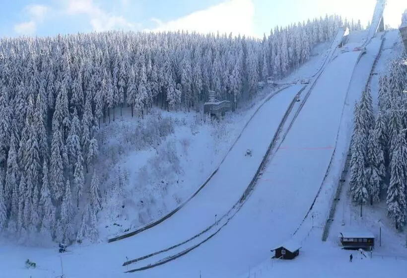 Retkeilymaja Gasthaus&pension Grünes Herz