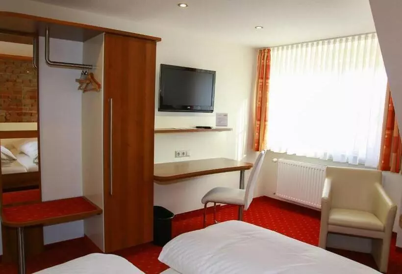 Retkeilymaja Gästehaus Gühring