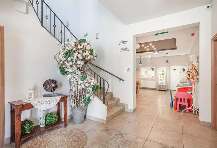 ベッドアンドブレックファースト Tölgyfa Fogadó