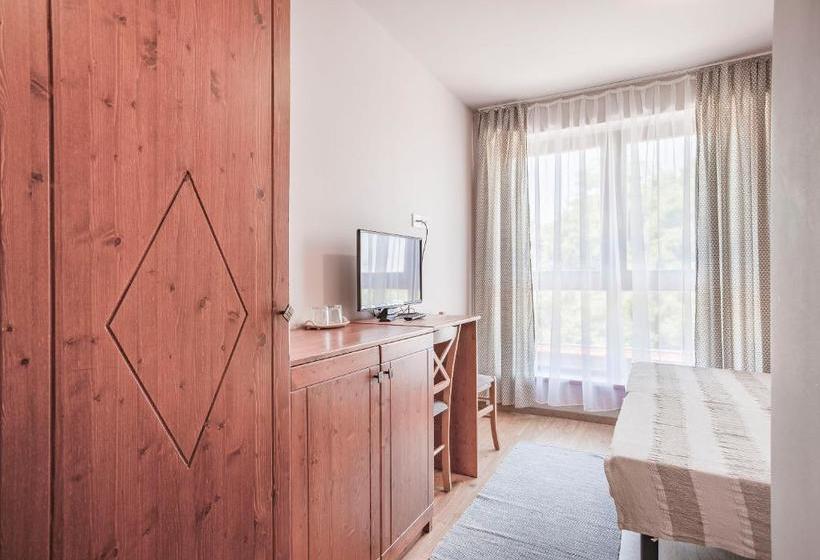 Nocleg ze śniadaniem Tölgyfa Fogadó