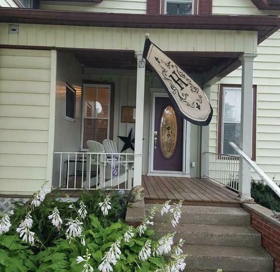 Hellemsfield Inn & Bed And Breakfast