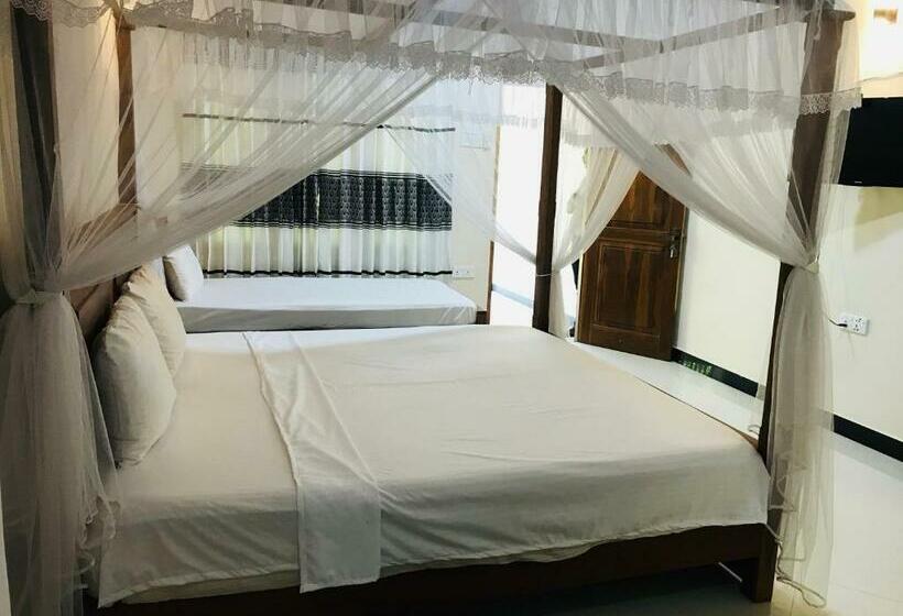 Hotel Leisure Port Restinn