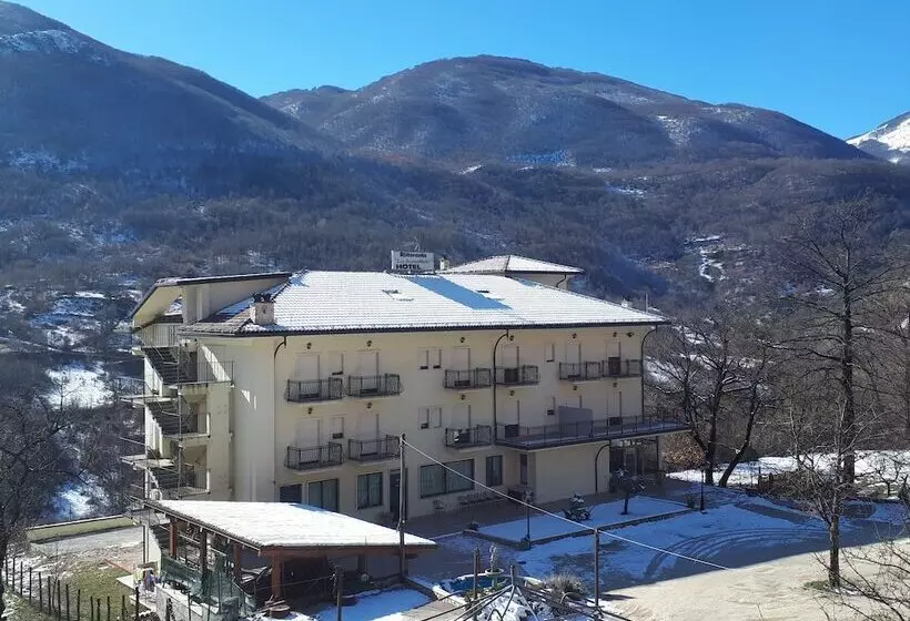 Hotelli Lo Scoiattolo