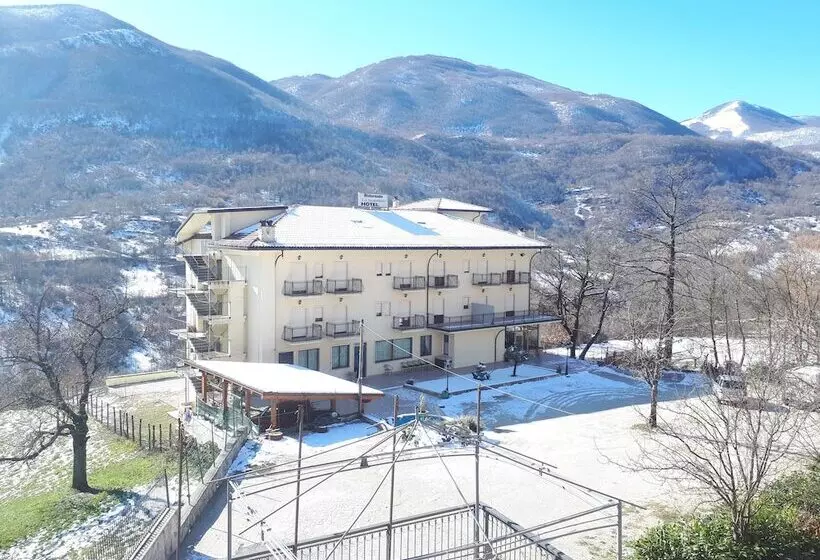 Hotelli Lo Scoiattolo