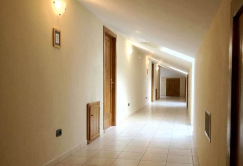 בית מלון כפרי Lo Scoiattolo