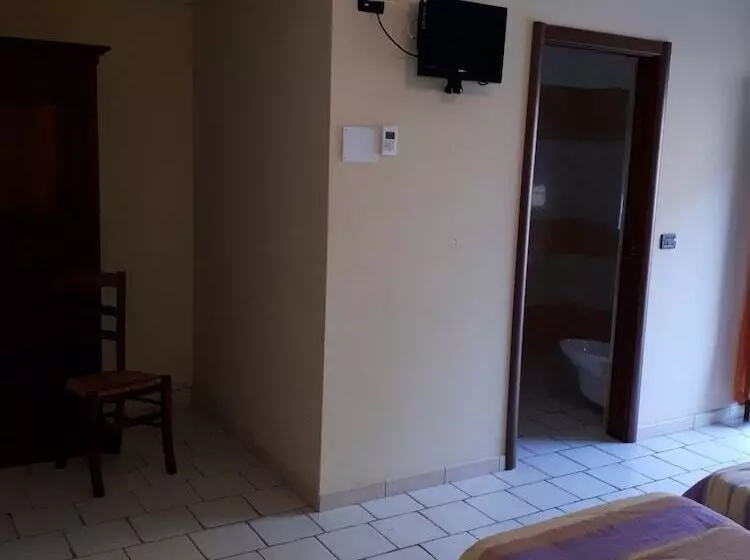 Hotelli Lo Scoiattolo