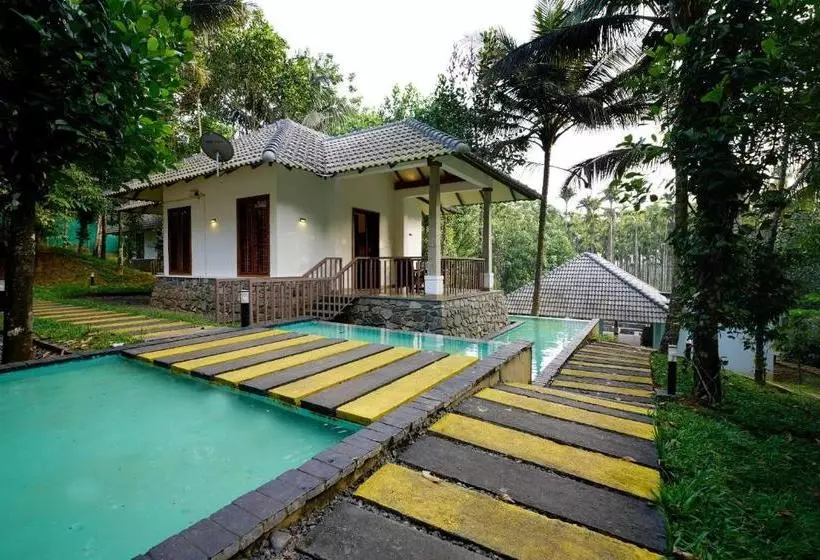 ホテル Oyo 10233 Century Village Resort